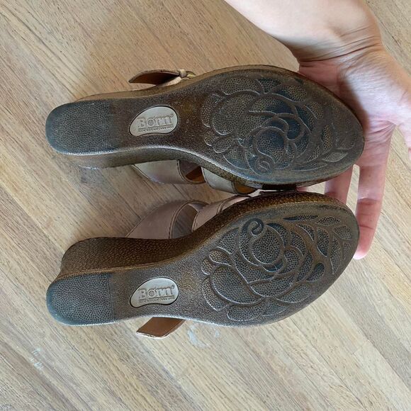 Born Leather Wedge Sandals Taupe Strappy Comfort Shoes Buckle Slip-On Slides 7M - Picture 5 of 7
